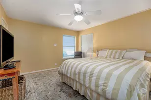 4230 Maison Rouge Ct, Galveston, TX 77554 - Photo 38