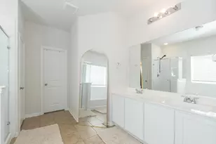 505 Prairie Grass Trl, Clute, TX 77531 - Photo 16