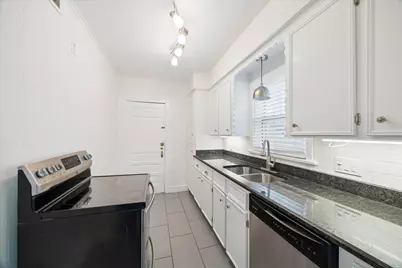 1937 W McKinney Street #1939, Houston, TX 77019 - Photo 8