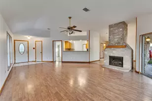 13714 Chancery Rd, Houston, TX 77034 - Photo 6