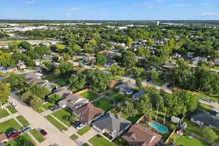 13714 Chancery Rd, Houston, TX 77034 - Photo 32