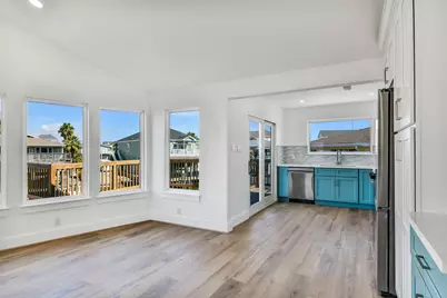 1326 Hawaii Drive, Galveston, TX 77554 - Photo 8