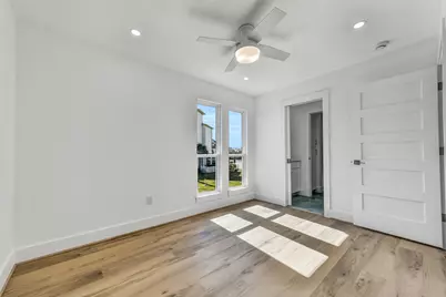 1326 Hawaii Drive, Tiki Island, TX 77554 - Photo 28