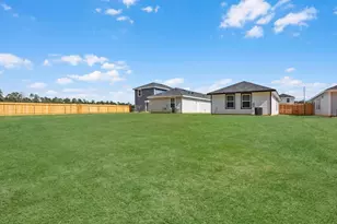 14659 New Vlg Dr, Willis, TX 77378 - Photo 24
