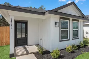 14659 New Vlg Dr, Willis, TX 77378 - Photo 4