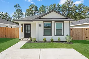 14659 New Vlg Dr, Willis, TX 77378 - Photo 2