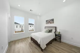 8904 Knoll Leaf Dr, Houston, TX 77080 - Photo 22