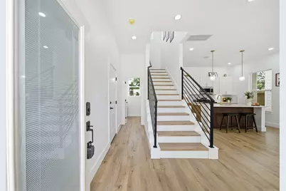 8904 Knoll Leaf Drive, Houston, TX 77080 - Photo 4