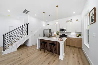 8904 Knoll Leaf Drive, Houston, TX 77080 - Photo 6