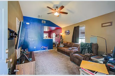 819 Baker Circle, Liberty, TX 77575 - Photo 6