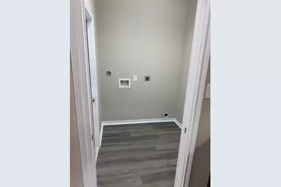 314-2 N Ormsby Street #314, Alvin, TX 77511 - Photo 6