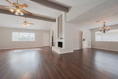 17114 Quail Glen Drive, Houston, TX 77489 - Photo 8