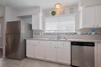 17114 Quail Glen Drive, Houston, TX 77489 - Photo 14