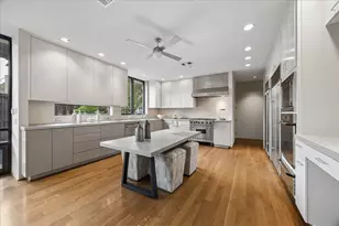 3635 Overbrook Ln, Houston, TX 77027 - Photo 8
