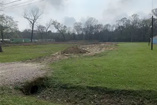 441 Co Rd 4012, Dayton, TX 77535 - Photo 1