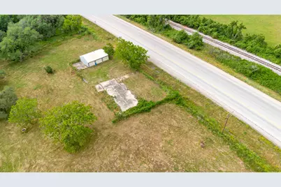 4882 E US Highway 90A, Alleyton, TX 78935 - Photo 6