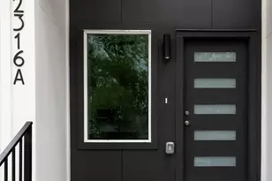 2316 McKee St, Houston, TX 77009 - Photo 4