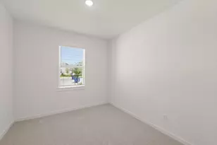 8407 Tranquil Bay Ct, Baytown, TX 77523 - Photo 4