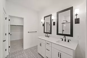 8407 Tranquil Bay Ct, Baytown, TX 77523 - Photo 12