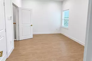 992 Marjorie St, Houston, TX 77088 - Photo 8