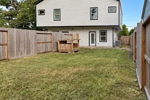 992 Marjorie St, Houston, TX 77088 - Photo 14