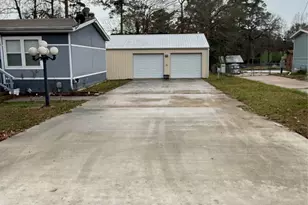 178 Commanche Dr, Onalaska, TX 77360 - Photo 4