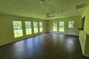 132 Otter Trail, Lake Jackson, TX 77566 - Photo 22