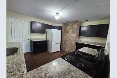 132 Otter Trail, Lake Jackson, TX 77566 - Photo 20