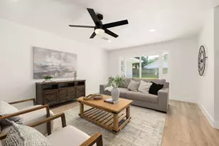 4321 Kingfisher Dr, Houston, TX 77035 - Photo 8