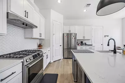 723 W 16th Street, Houston, TX 77008 - Photo 12