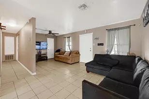 5118 Ridgewest St, Houston, TX 77053 - Photo 2