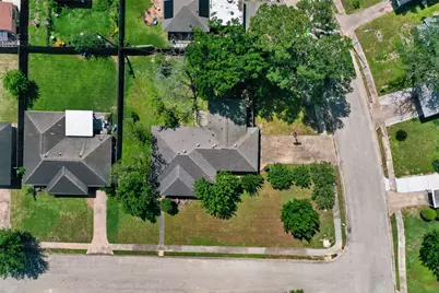 4719 Nina Lee Lane, Houston, TX 77092 - Photo 40