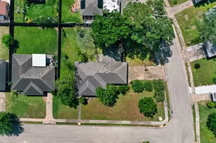 4719 Nina Lee Ln, Houston, TX 77092 - Photo 40