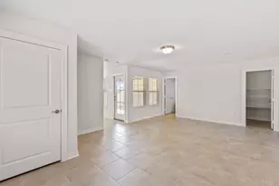 14 W Oaks Dr, Pasadena, TX 77058 - Photo 18