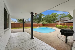 12703 Rocky Hill Dr, Houston, TX 77066 - Photo 32