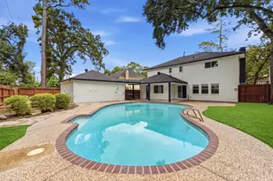 12703 Rocky Hill Dr, Houston, TX 77066 - Photo 2