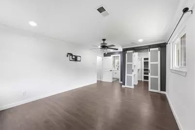 12703 Rocky Hill Drive, Houston, TX 77066 - Photo 22