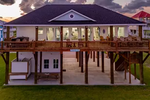 768 Bolivar Dunes Blvd, Gilchrist, TX 77617 - Photo 46