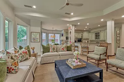 170 N Taylor Point Drive, The Woodlands, TX 77382 - Photo 16