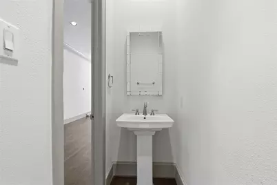 4031 Bellefontaine Street #102, Houston, TX 77025 - Photo 10