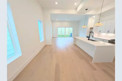 1322 Lawrence Street, Houston, TX 77008 - Photo 4
