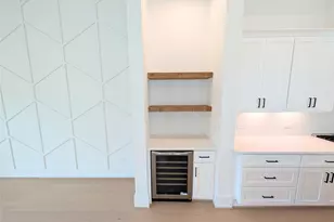 1322 Lawrence St, Houston, TX 77008 - Photo 8