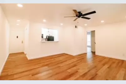 215 Postoffice Street #506, Galveston, TX 77550 - Photo 2