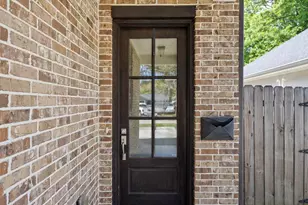 1022 McArthur Dr, Port Neches, TX 77651 - Photo 2