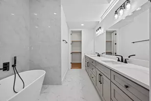 1103 Wilson St, Houston, TX 77019 - Photo 14