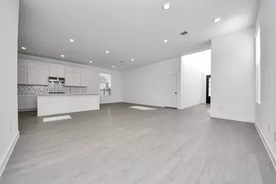 27443 Sunterra Village Dr, Katy, TX 77493 - Photo 10