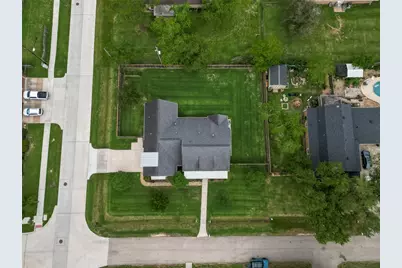 2401 Cunningham Drive, Pearland, TX 77581 - Photo 10