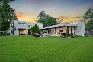 8317 Hunters Creek Dr, Hunters Creek Village, TX 77024 - Photo 46