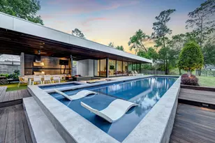 8317 Hunters Creek Dr, Hunters Creek Village, TX 77024 - Photo 32