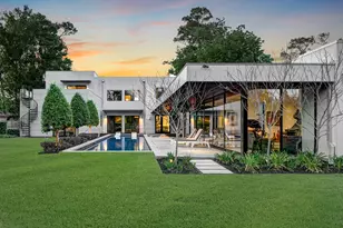 8317 Hunters Creek Dr, Hunters Creek Village, TX 77024 - Photo 2